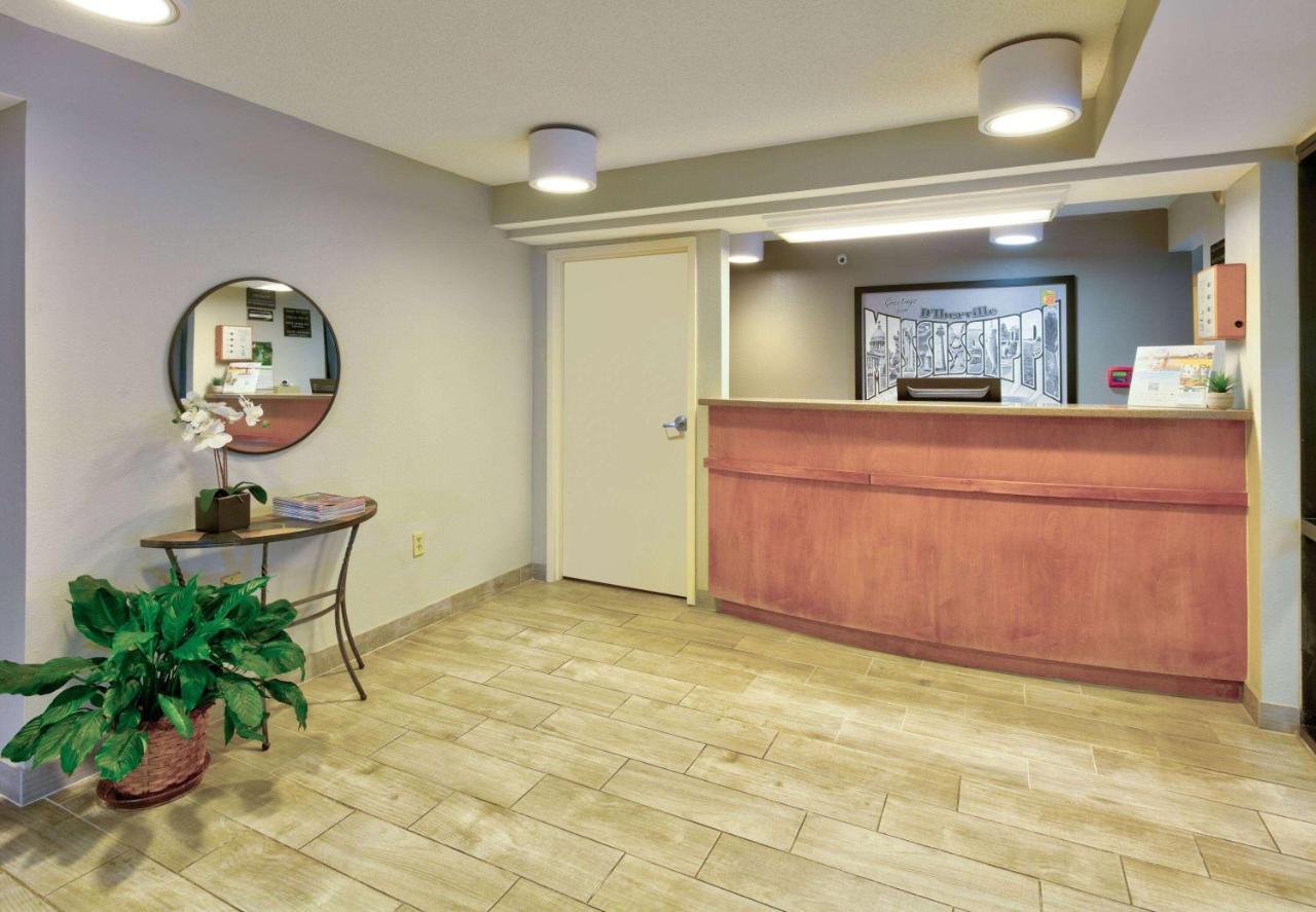 Super 8 By Wyndham Diberville Biloxi Area מראה חיצוני תמונה