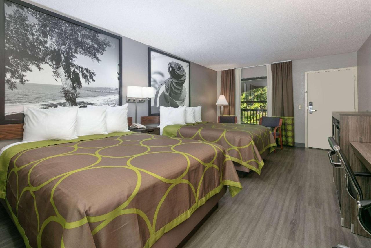 Super 8 By Wyndham Diberville Biloxi Area מראה חיצוני תמונה